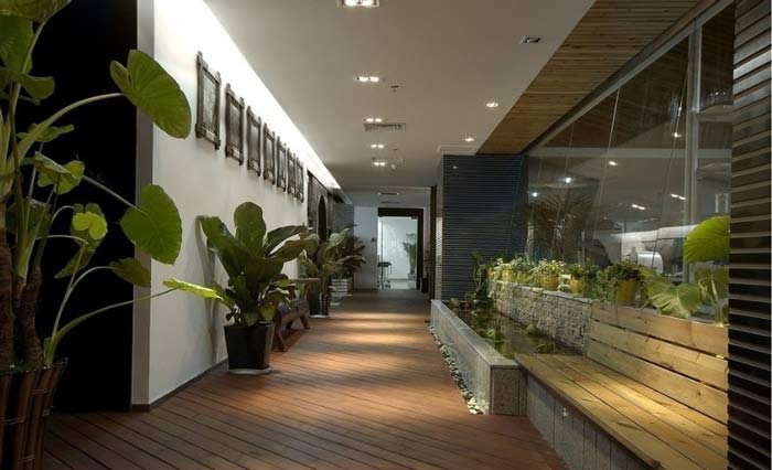 重點(diǎn)裝飾，形成視覺中心