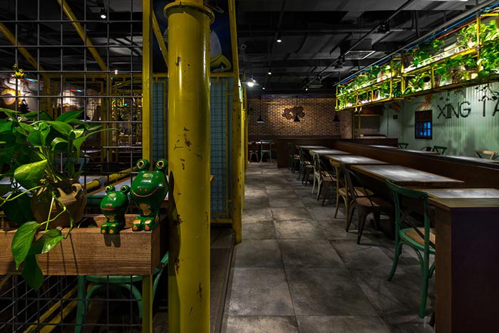 230平方懷舊復古風餐廳包廂過道設計案例效果圖