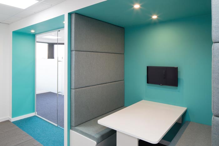 運(yùn)輸公司辦公室接待區(qū)域裝修設(shè)計(jì)案例效果圖