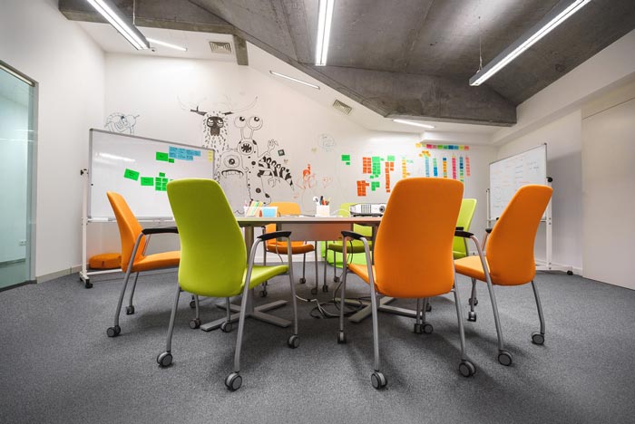 軟件公司辦公室會議室裝修設(shè)計(jì)案例效果圖