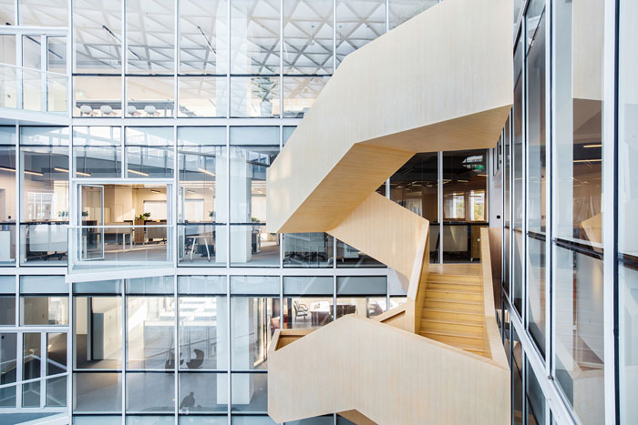 集團總部辦公樓木樓梯設(shè)計方案