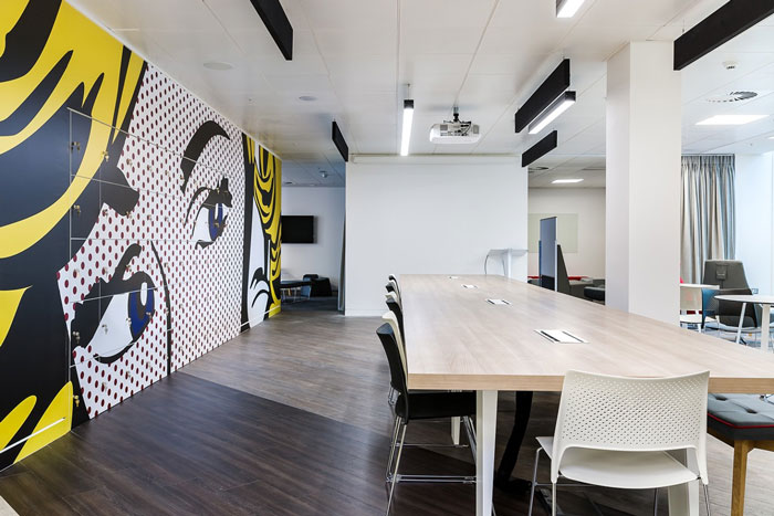 科技公司辦公室會議區裝修設計效果圖