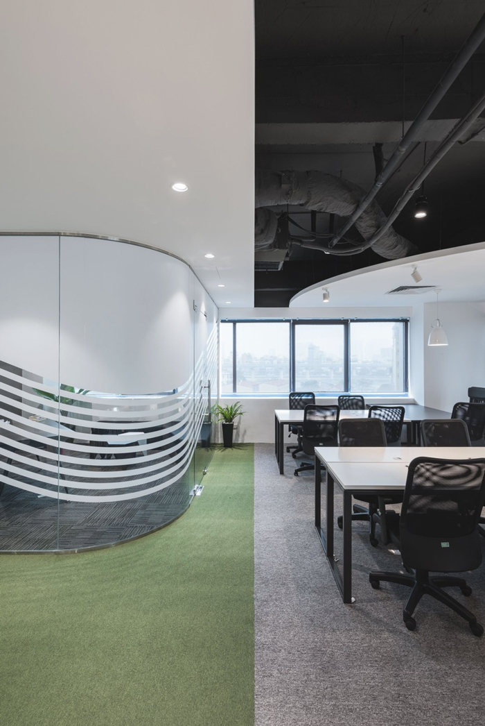 傳媒公司辦公室內部辦公區裝修設計效果圖