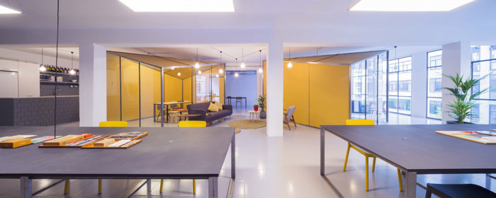 開(kāi)放式辦公空間辦公區(qū)裝修效果圖