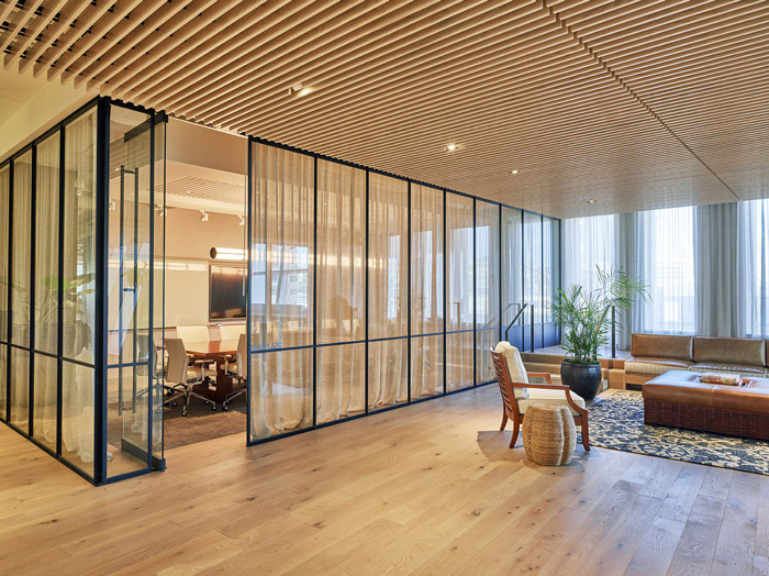 200人辦公室會議室裝修設計效果圖