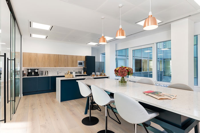 930平方辦公室茶水間裝修設計效果圖