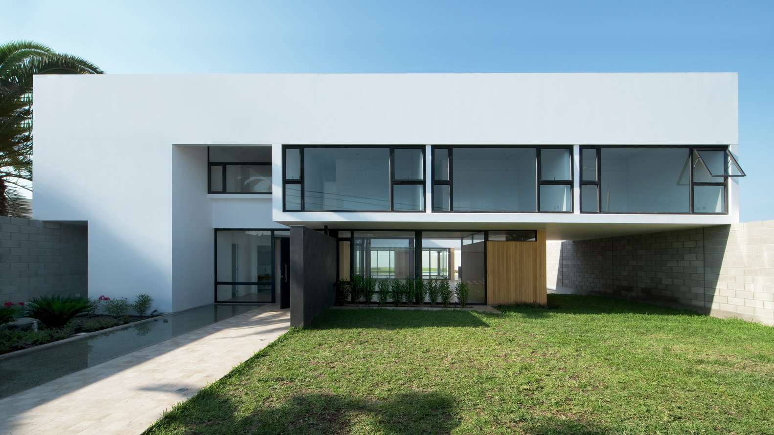 自然極簡別墅裝修設(shè)計(jì)